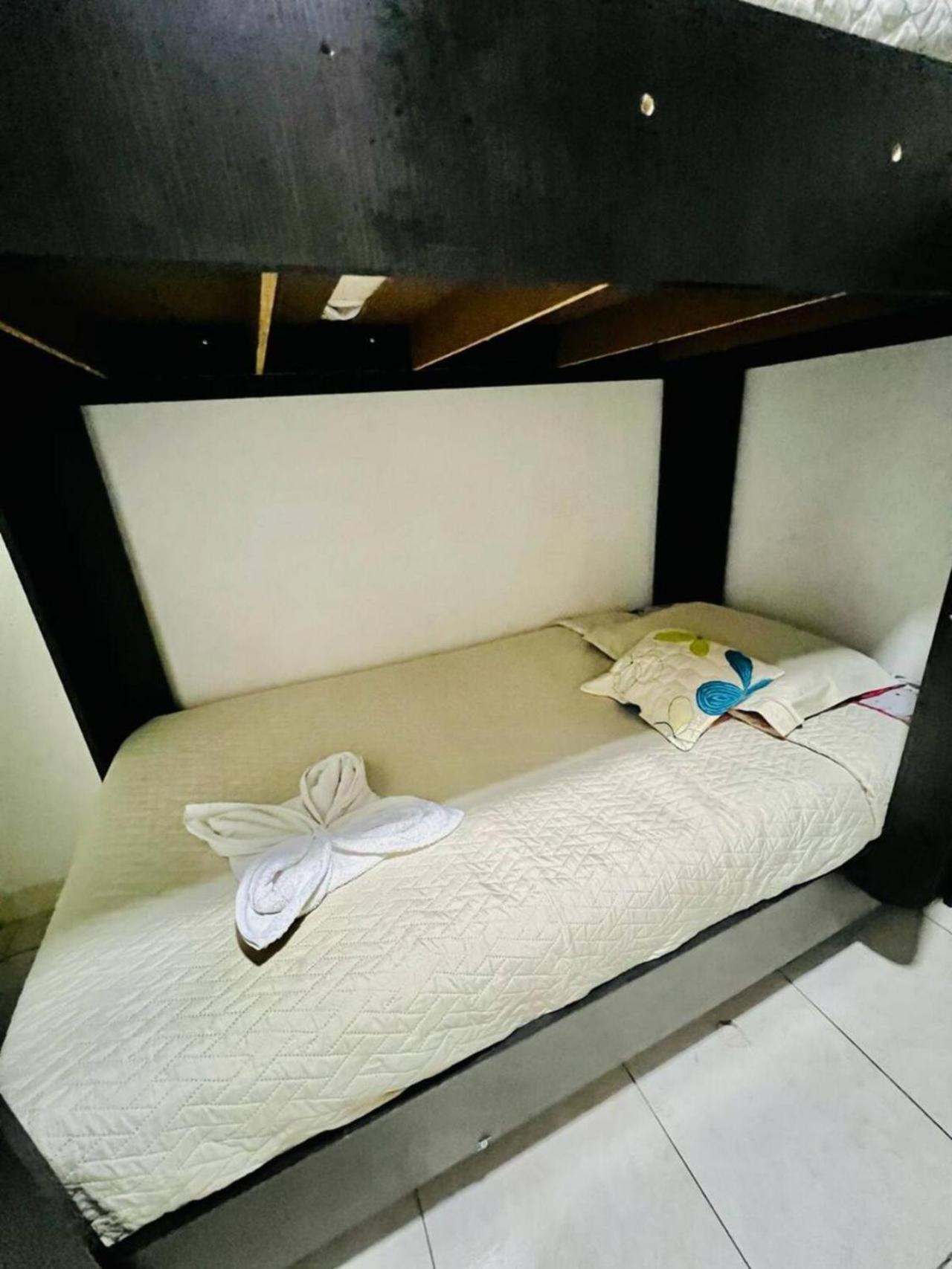 Ynj Bed and breakfast *