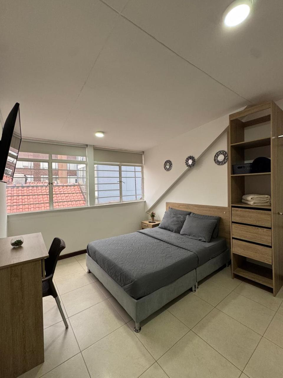 Pensión Hostelfc San Luis *