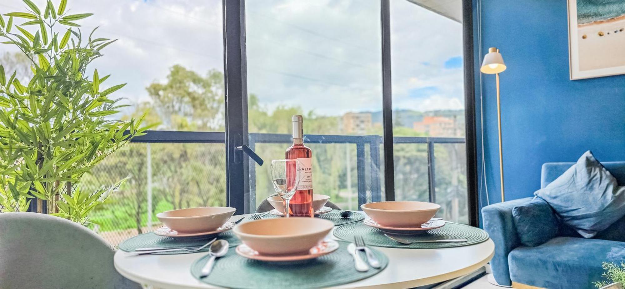 Skyline - Elegant Living With Coworking & Scenic Views * Bogotá
