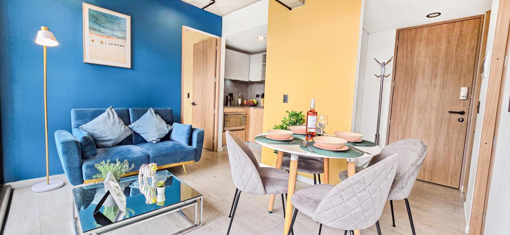 Skyline - Elegant Living With Coworking & Scenic Views Apartamento