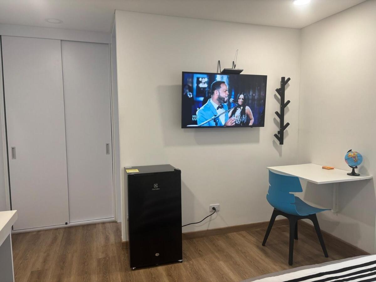 Apartamento Lindo Al Lado De La Torre Colpatria