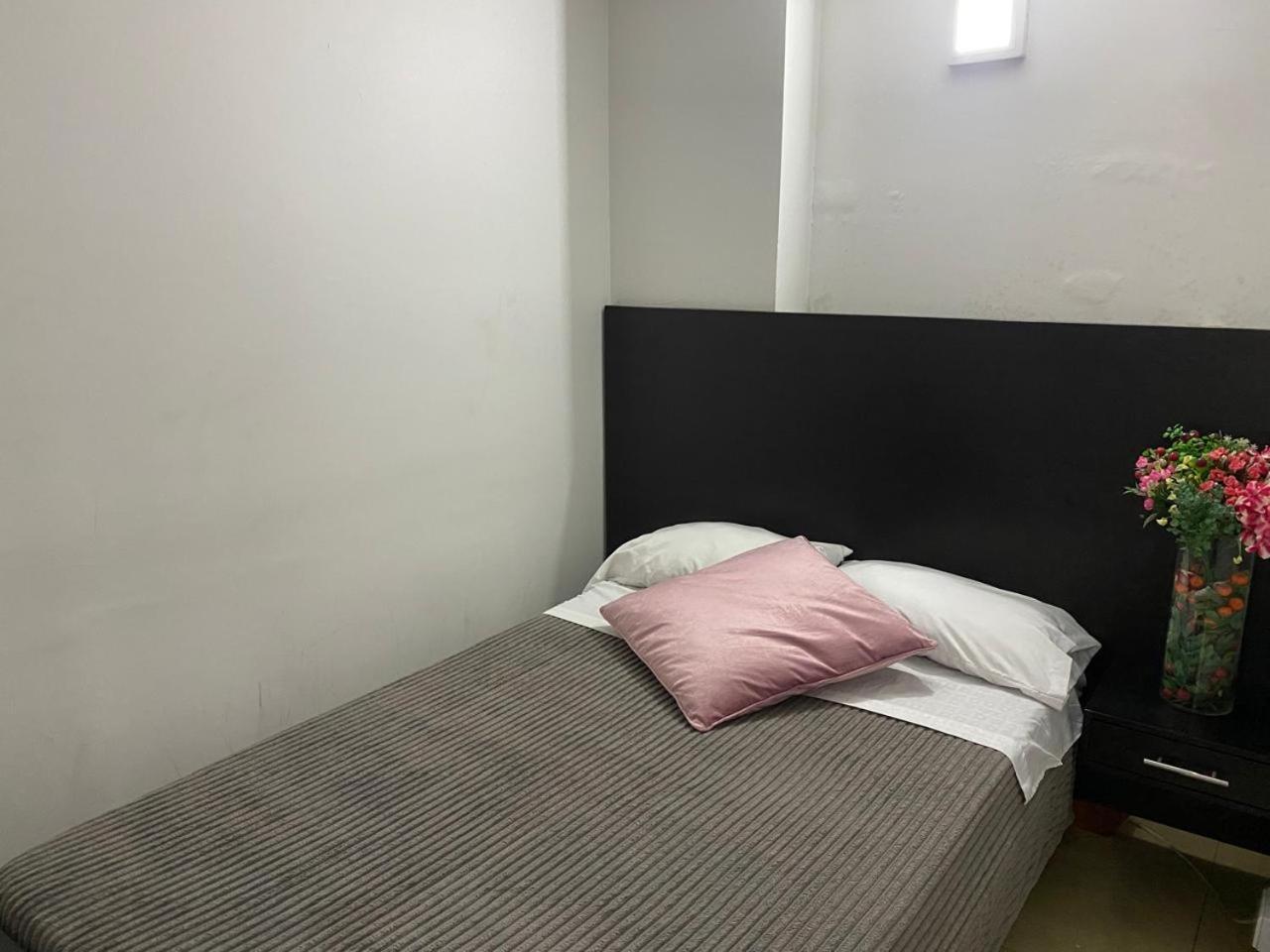 Pensión Destino Nómada Calle 11 N 1-38 Bogotá