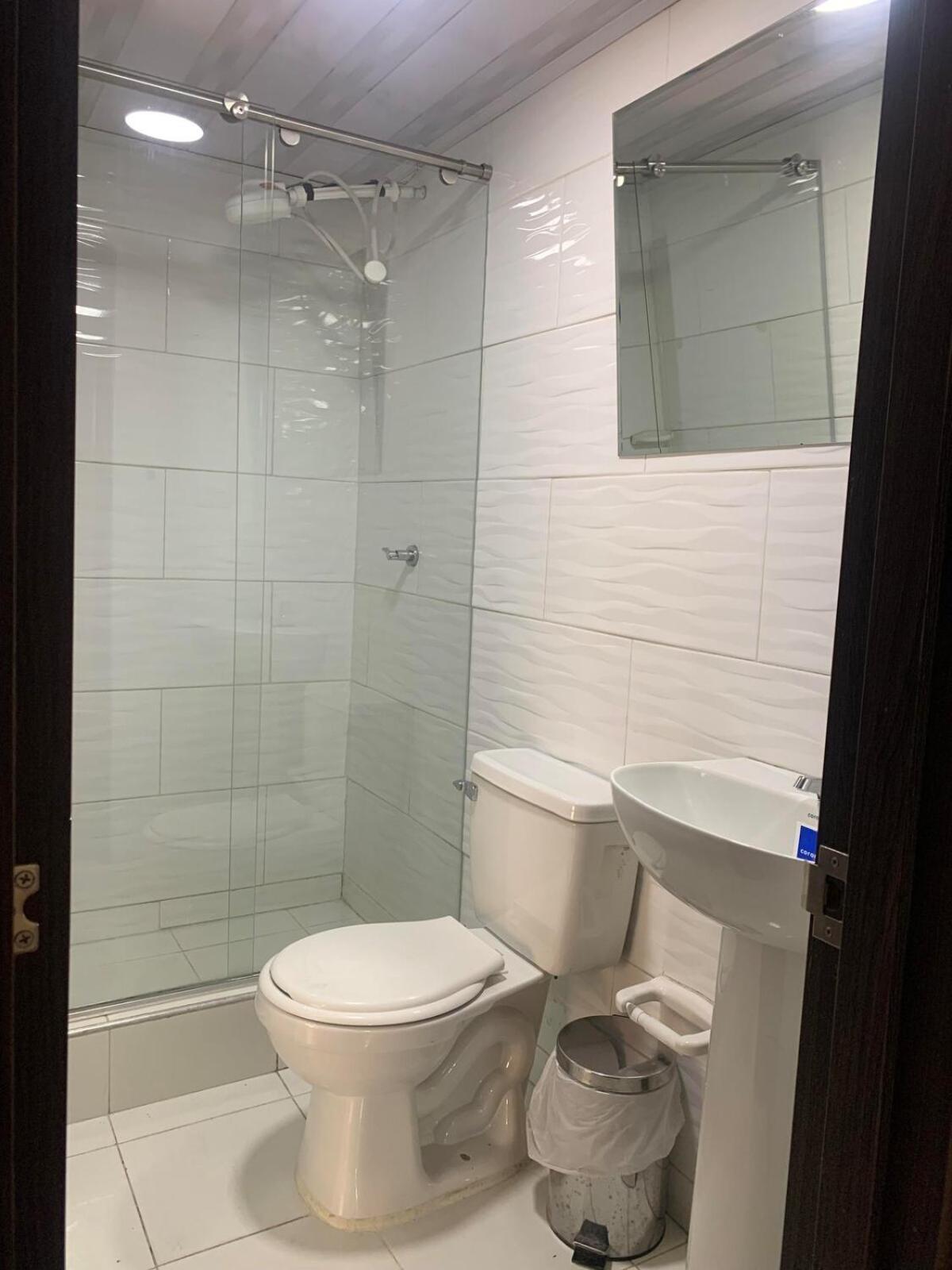 Сasa de vacaciones Casa Colonial La Esperanza-Min 3 Huespedes-Aeropuerto 5 Minutos Bogotá