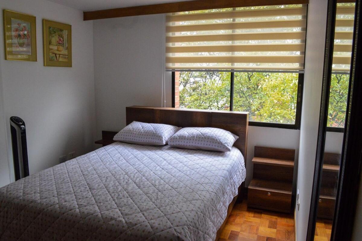 Apartamento En Al Lado Del Gimnasio Moderno *