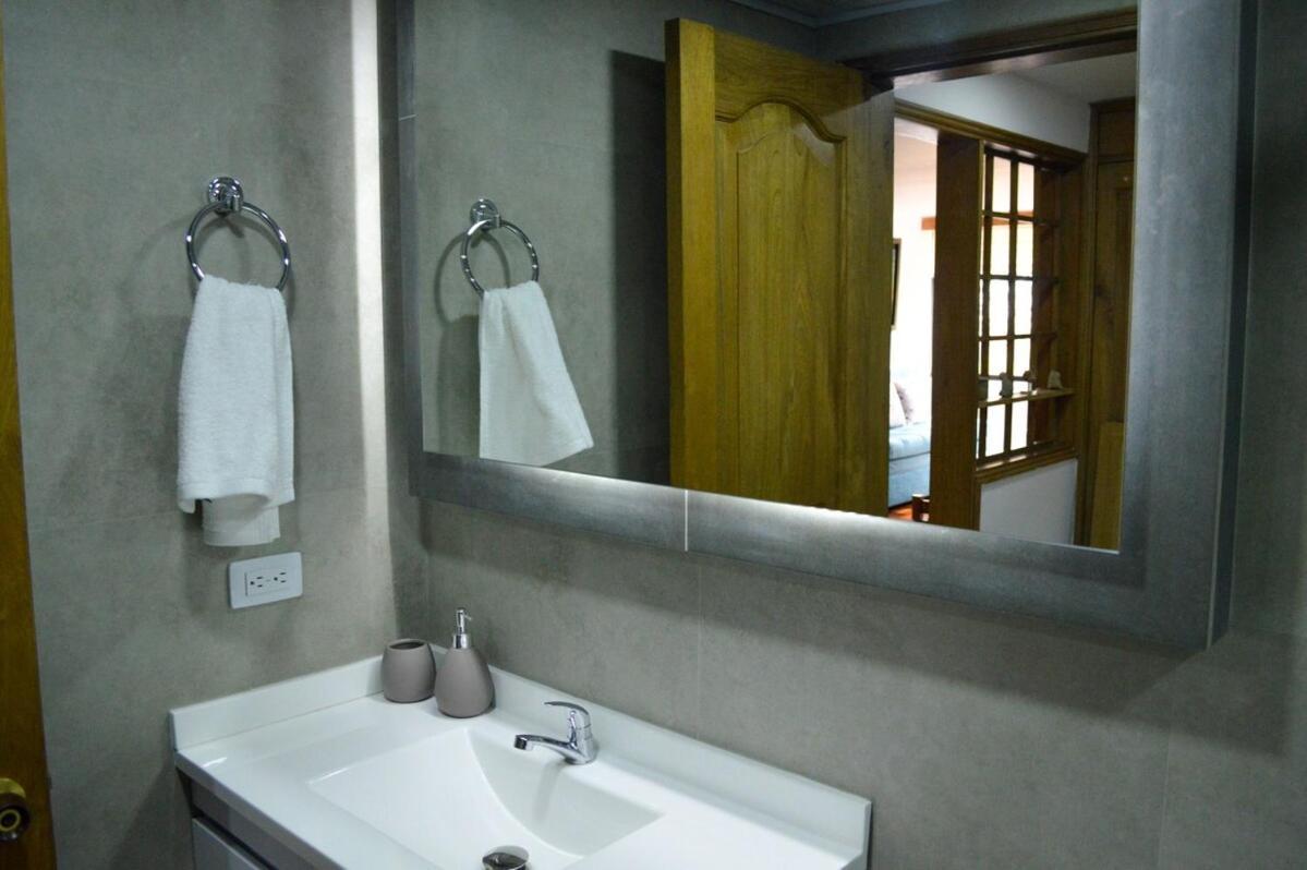 En Al Lado Del Gimnasio Moderno Apartamento