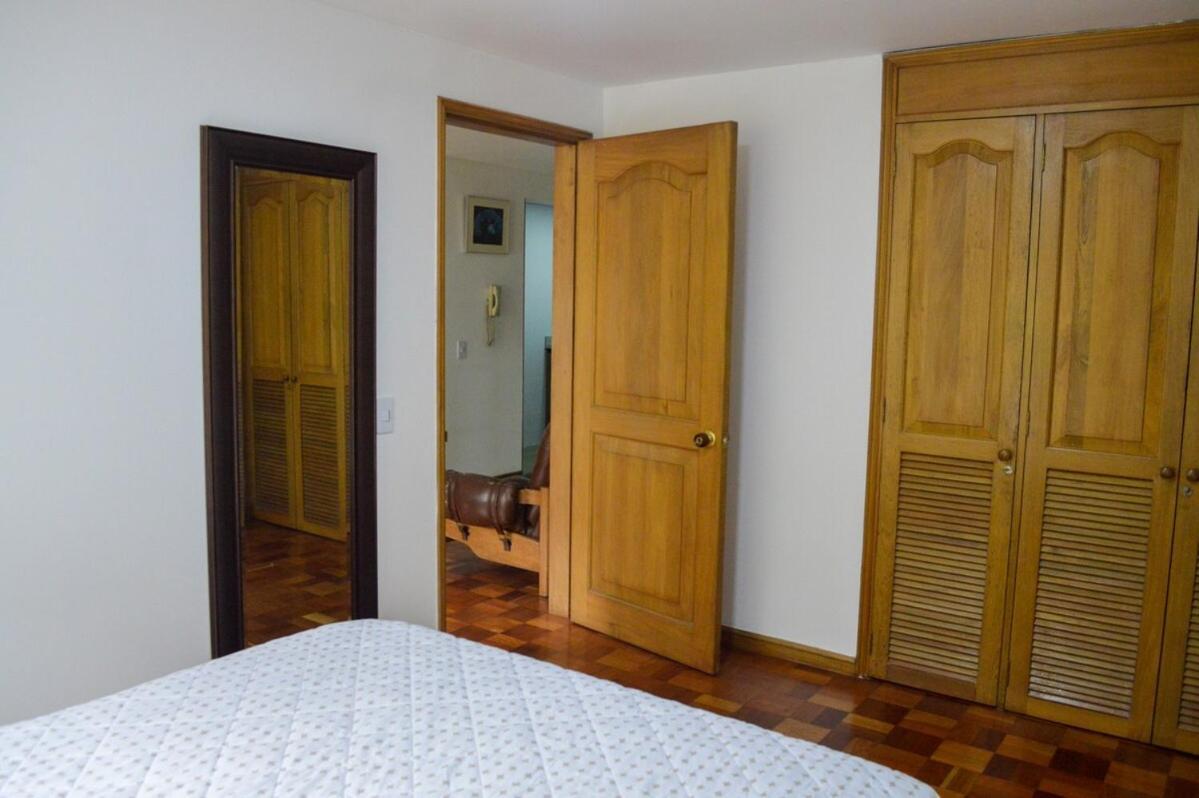 Apartamento En Al Lado Del Gimnasio Moderno *