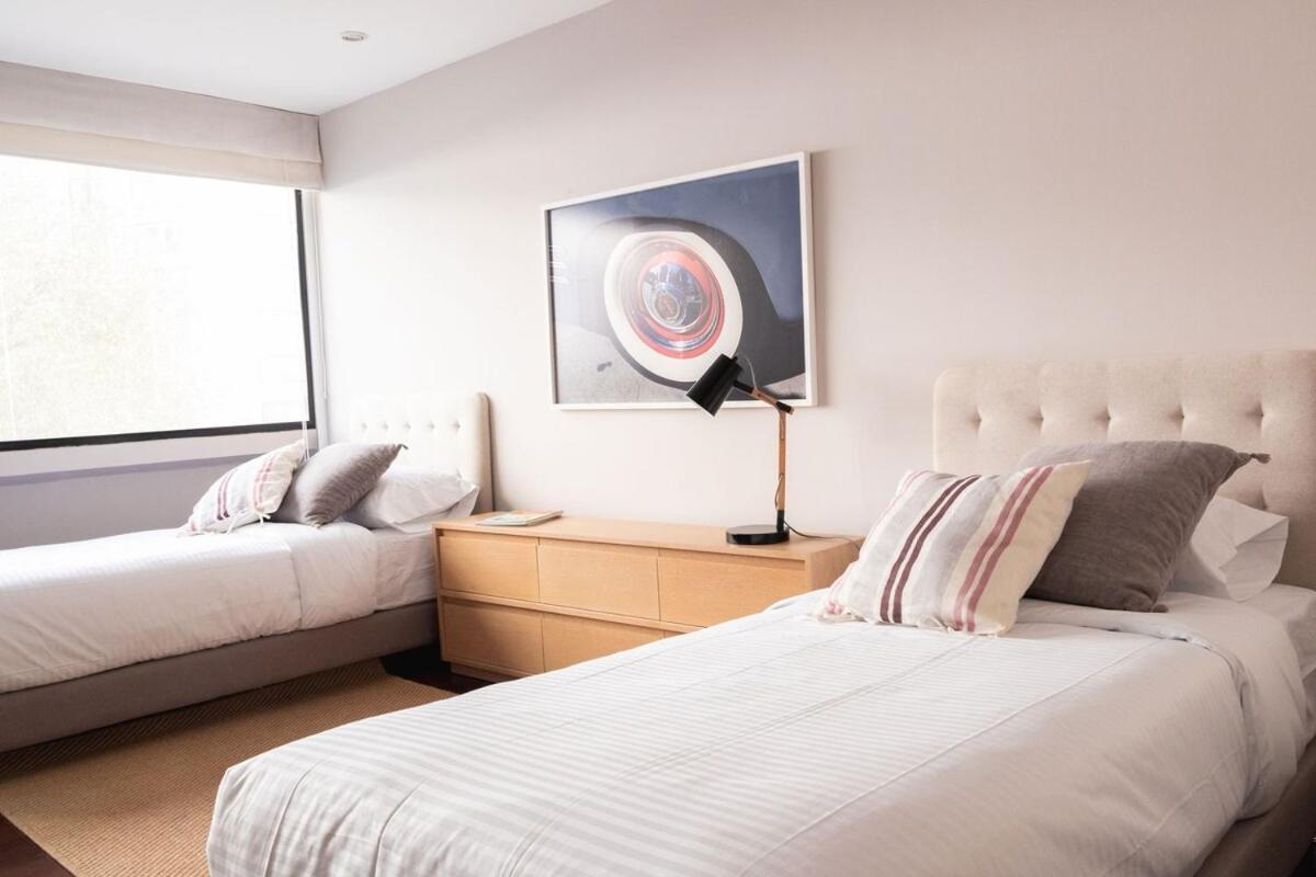 Luxury Living In Nogal 3 Bedrooms & Terrace Apartamento