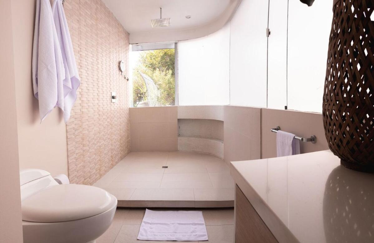 Luxury Living In Nogal 3 Bedrooms & Terrace Apartamento Bogotá