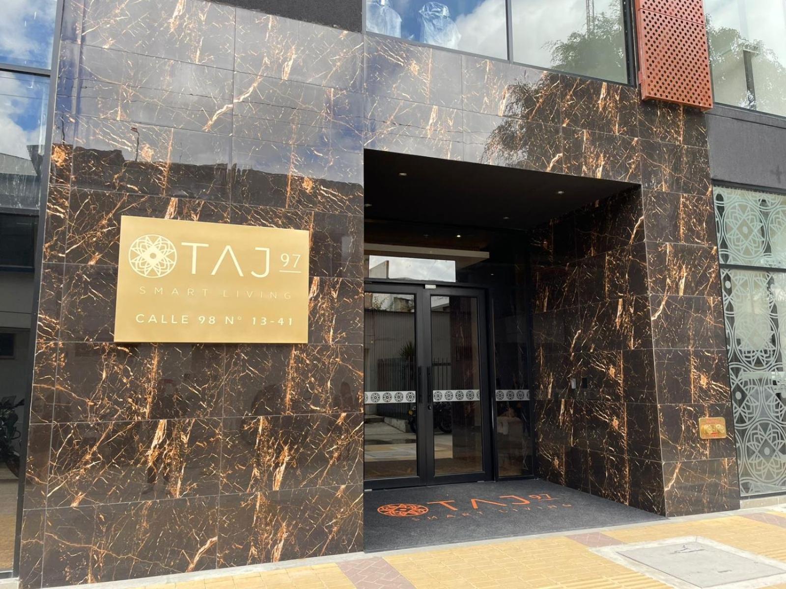 Taj97 Apartamento *