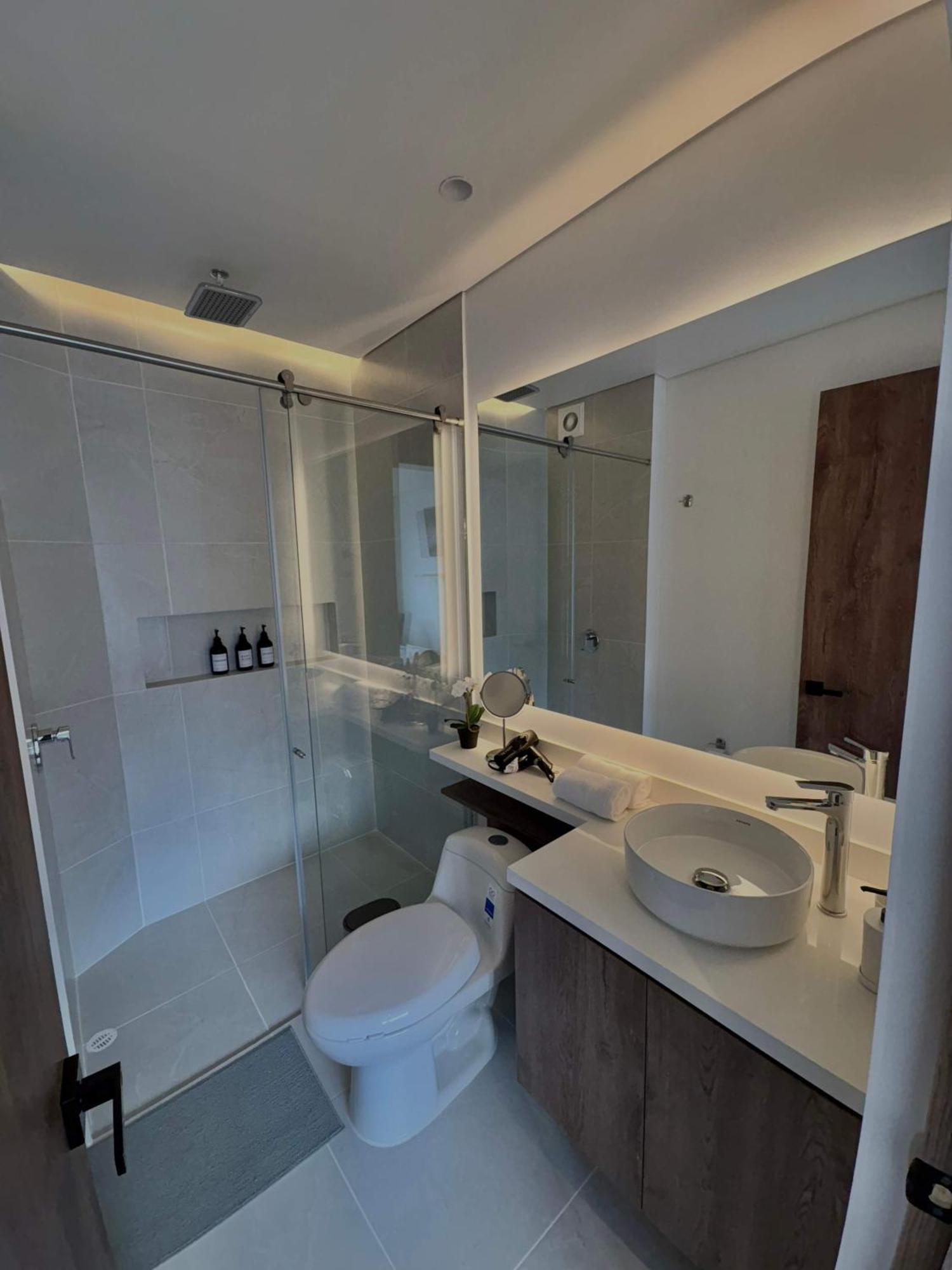 Stylish 2br In Usaquen Peaceful With Scenic Views Apartamento