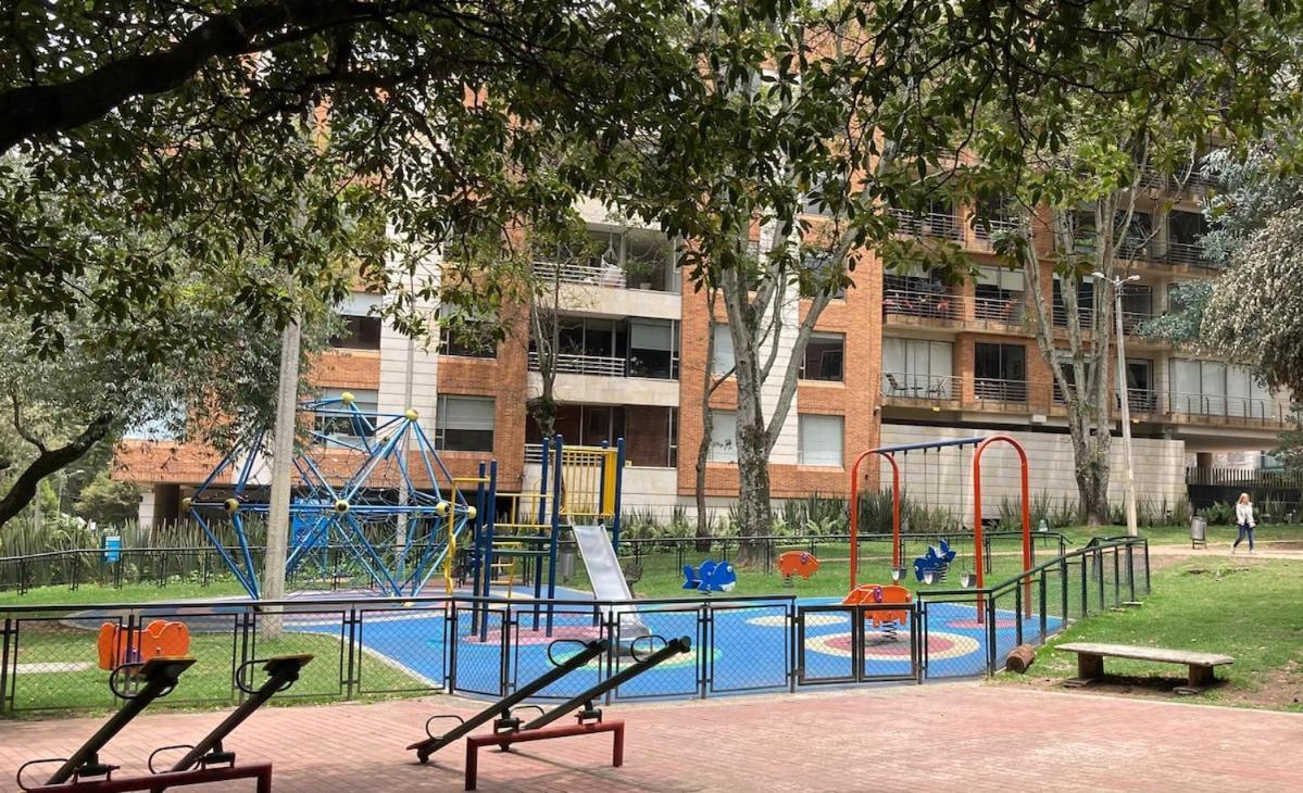 Exclusive In 93 Park Area *