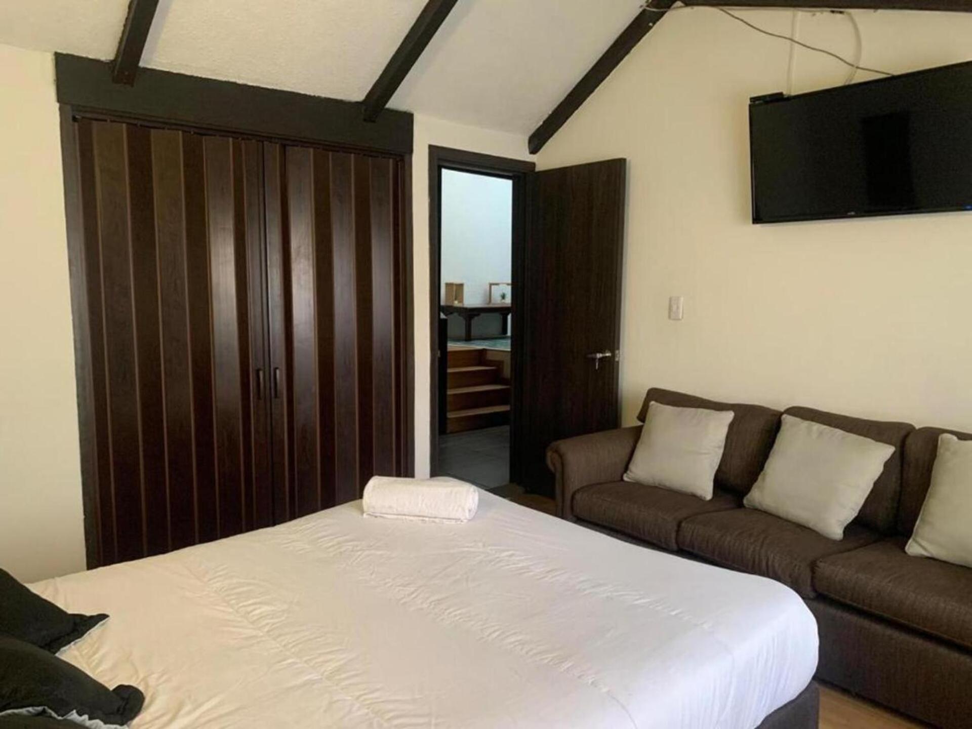 Casa Colonial La Esperanza-Min 3 Huespedes-Aeropuerto 5 Minutos Bogotá