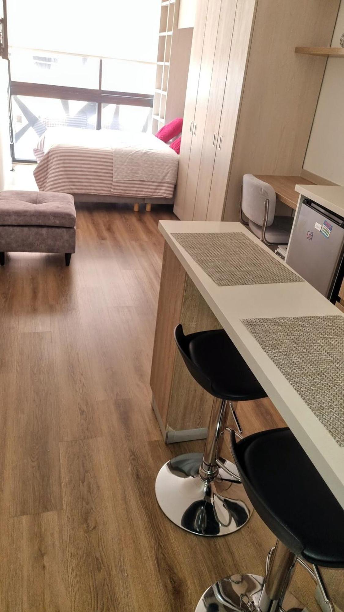 Confortable Apartasuite Cerca Al Parque Alcala Apartamento *