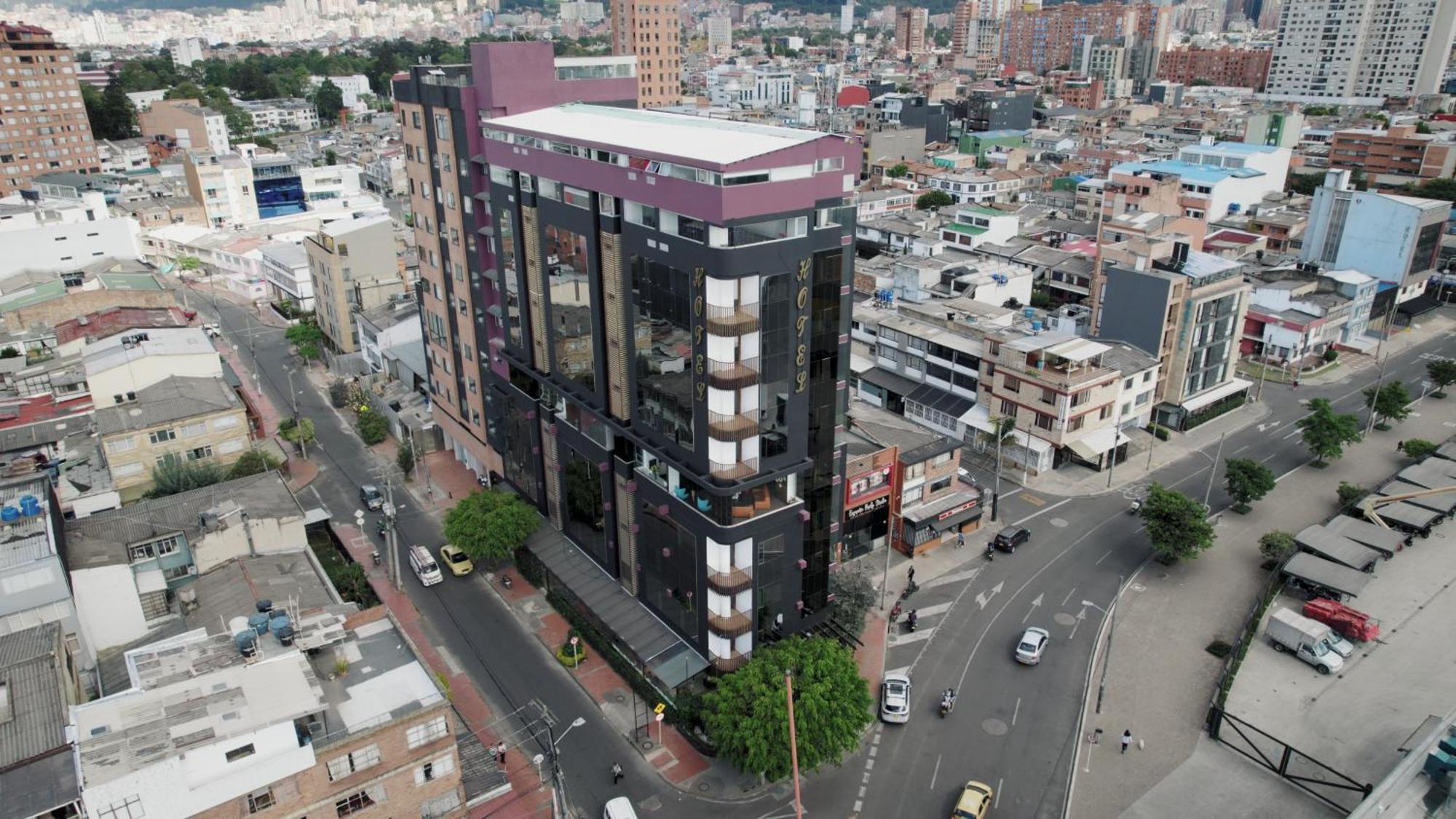 Boutique Center Hotel 4*