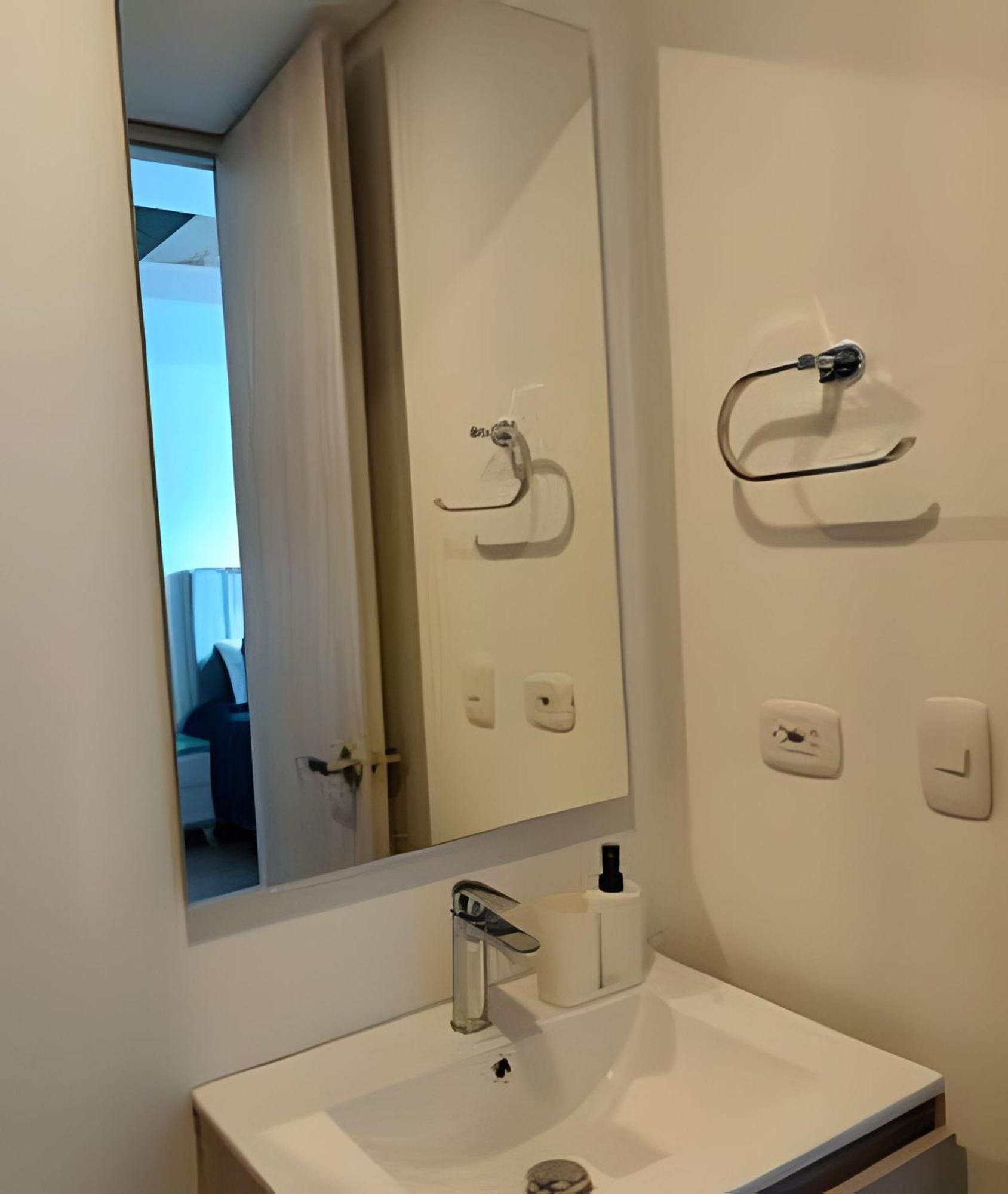 Completo En El Centro De Apartamento Bogotá