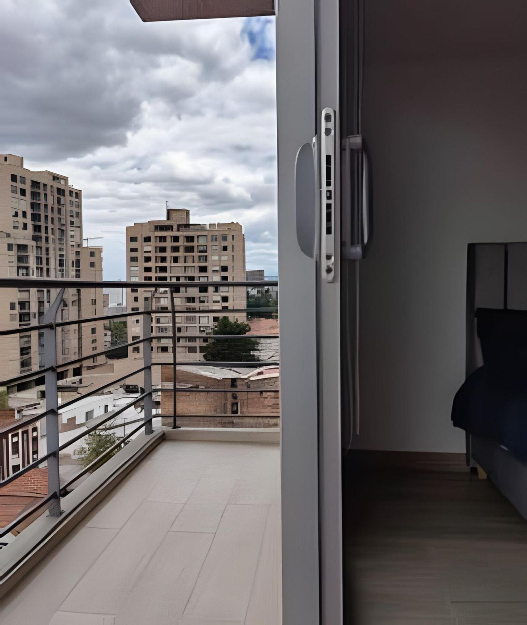 Completo En El Centro De Apartamento Bogotá