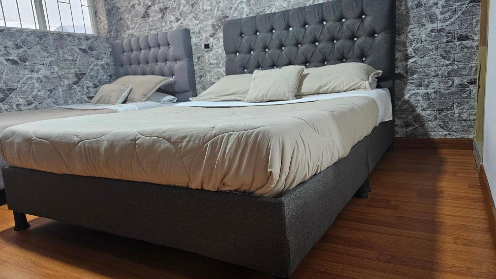 Colisseum Roma - El Cubo Movistar Campin Bed and breakfast Bogotá