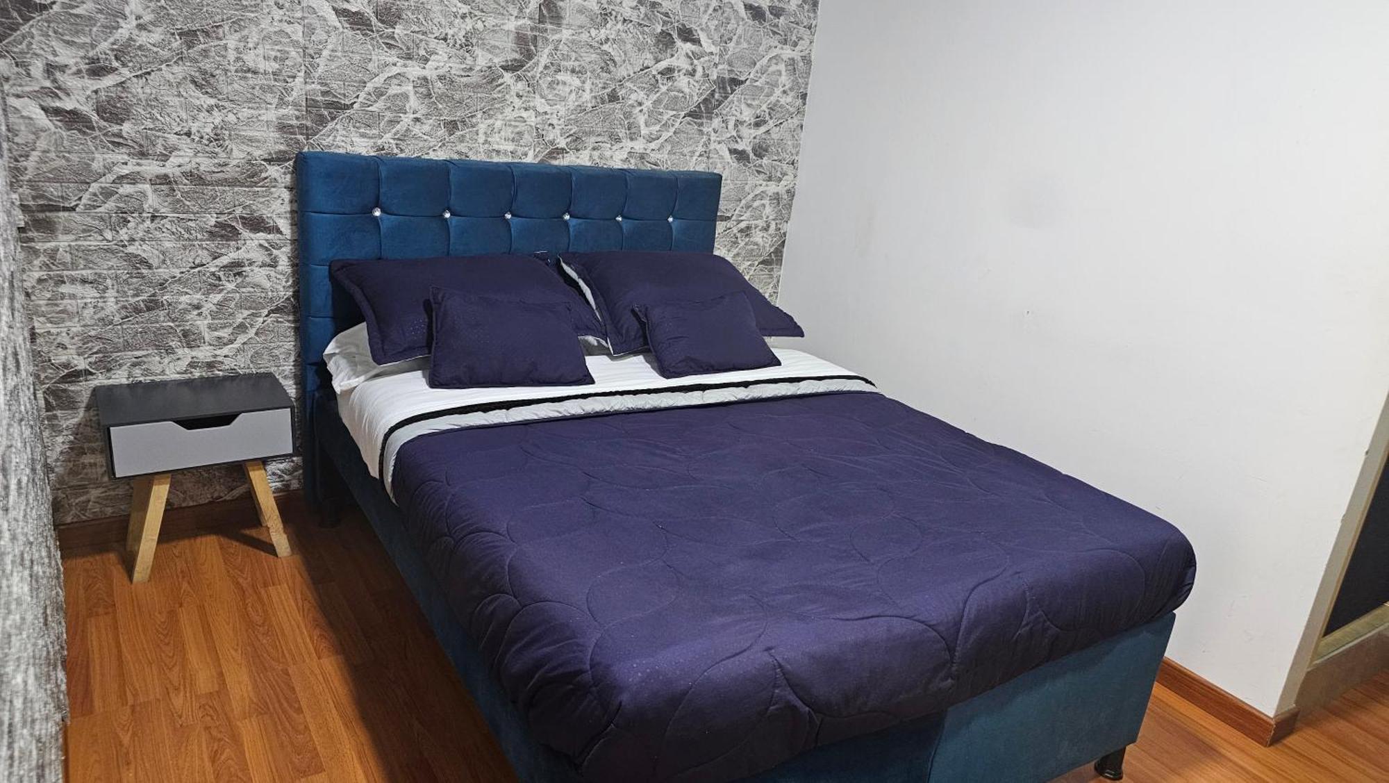 Bed and breakfast Colisseum Roma - El Cubo Movistar Campin