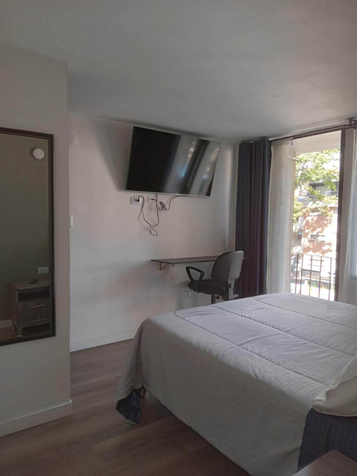 Retiro79 Apartamento *