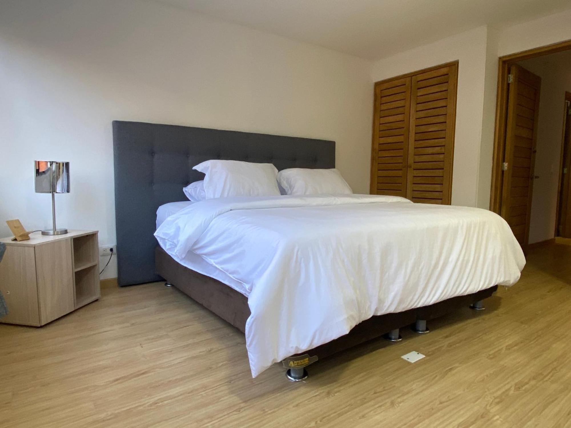 Apartamento. Parque De La 93. Apartamento
