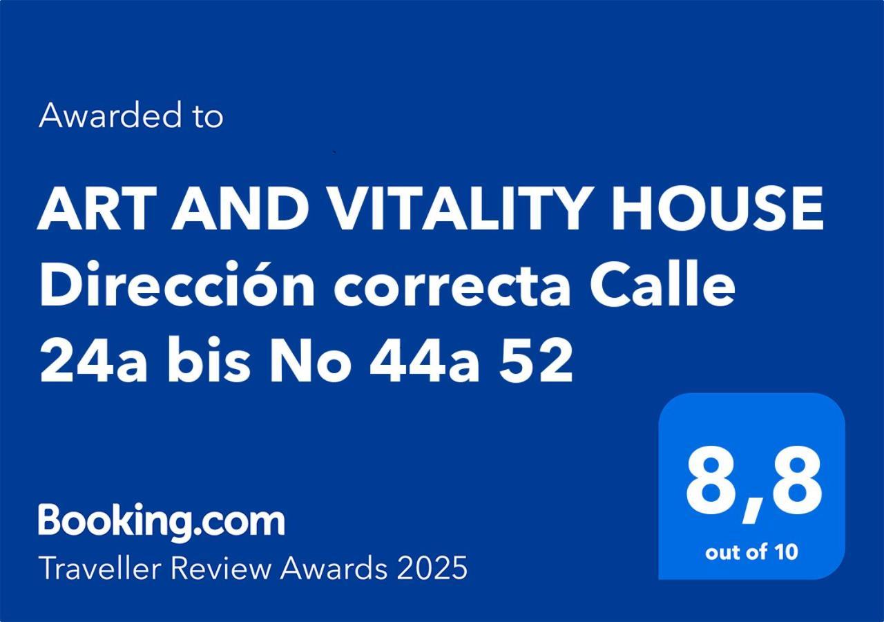 Art And Vitality House Direccion Correcta Calle 24a Bis No 44a 52 Bed and breakfast Bogotá