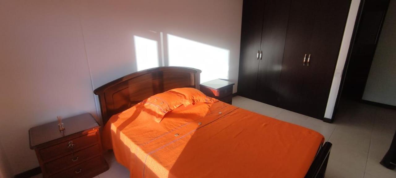 Cerca Al Aeropuerto Habitación en casa particular Bogotá