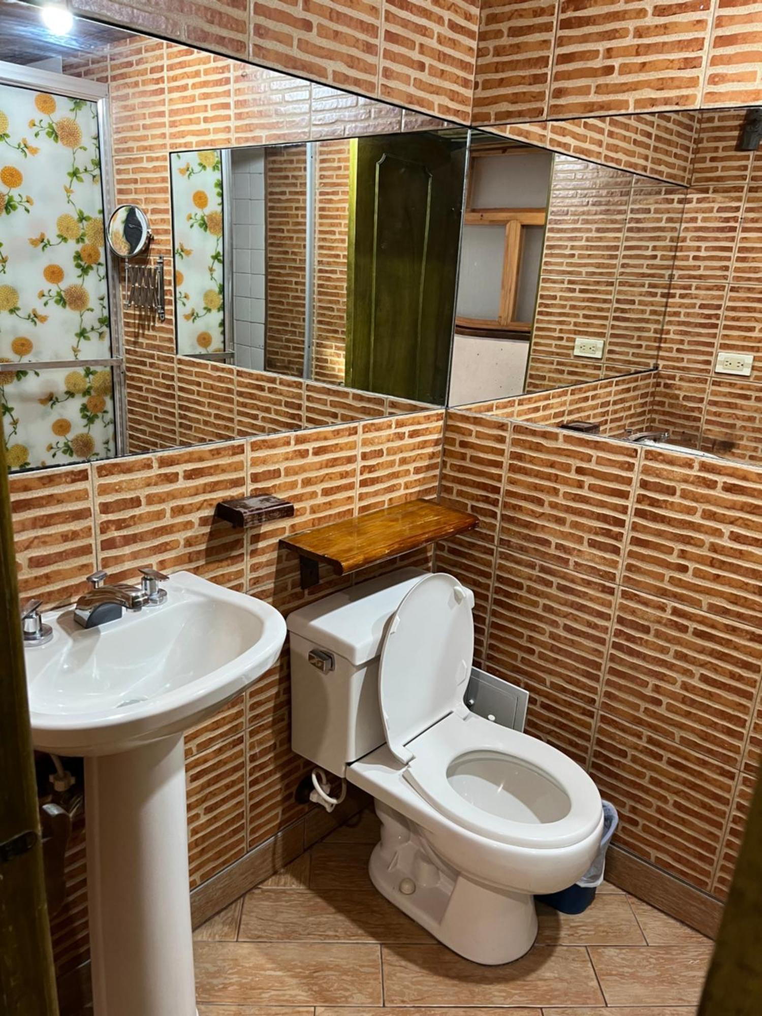 Bellísimo Cerca Del C.c Titán Plaza