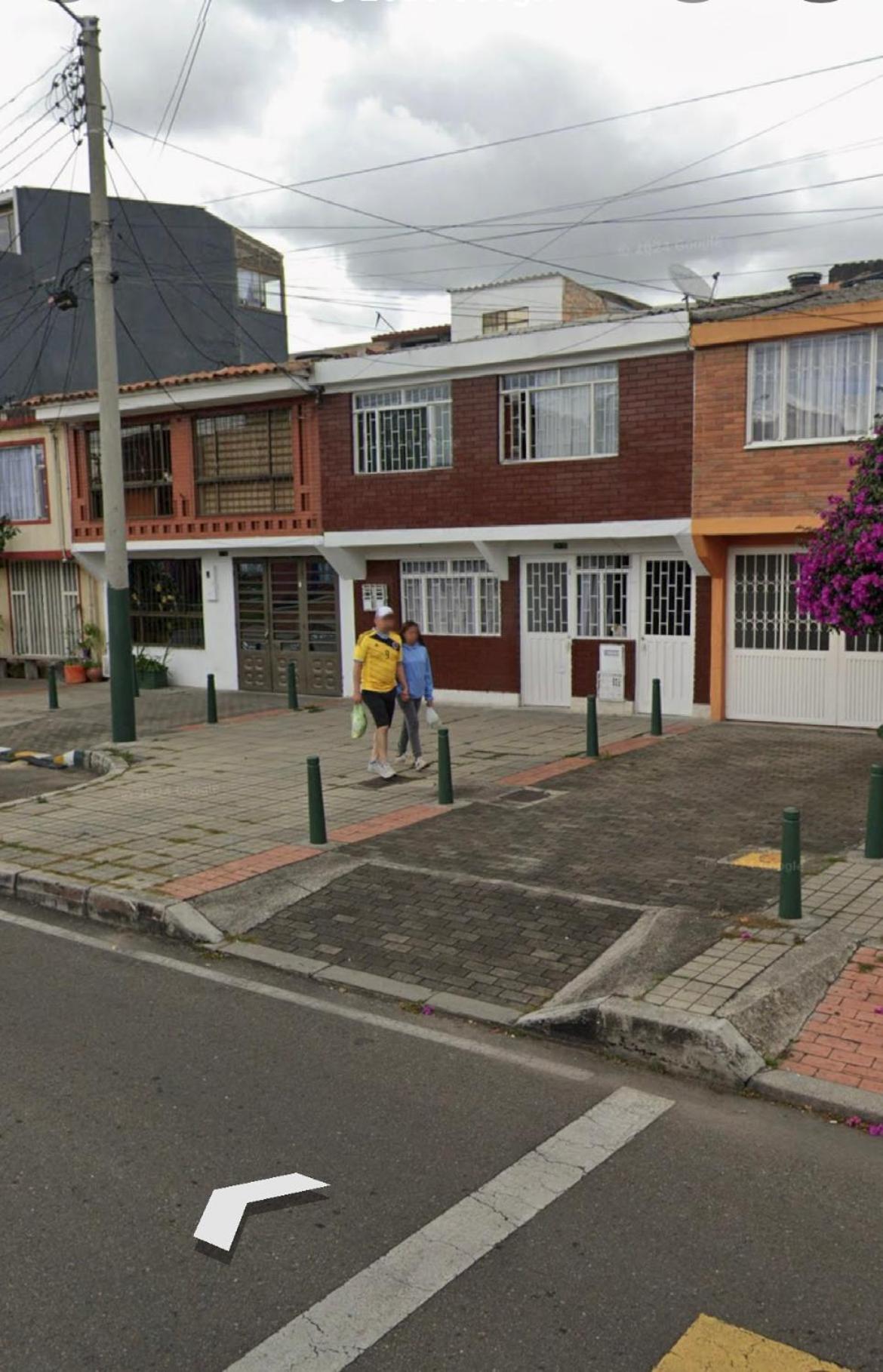 Casa Amplia Cerca Del Cc Titan Plaza Bogotá
