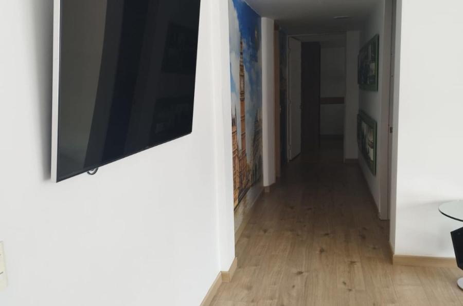 Amplio Con Servicios Incluidos * Bogotá