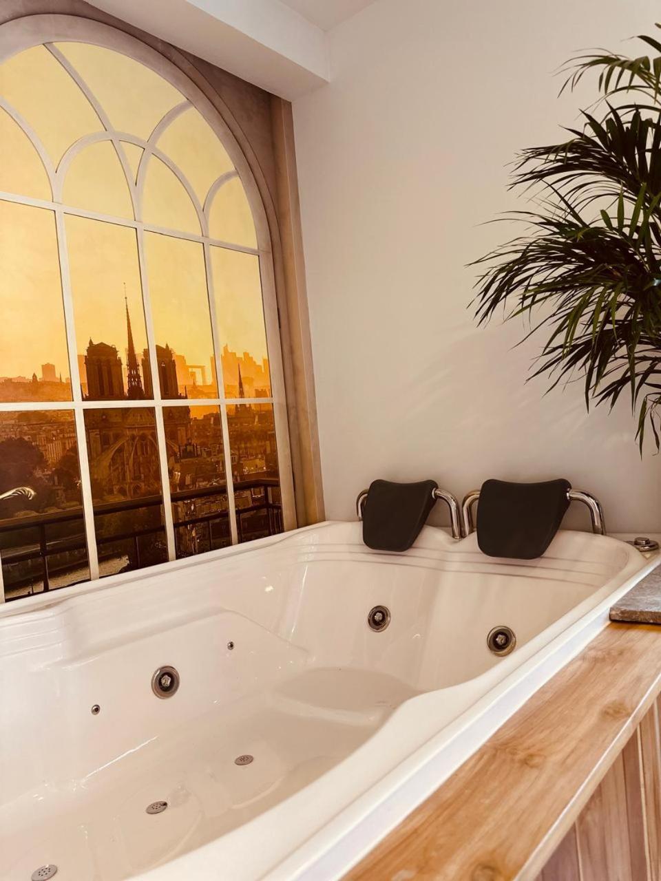 Apartamento Siute Grande Y Luminosa Con Jacuzzi Zona T