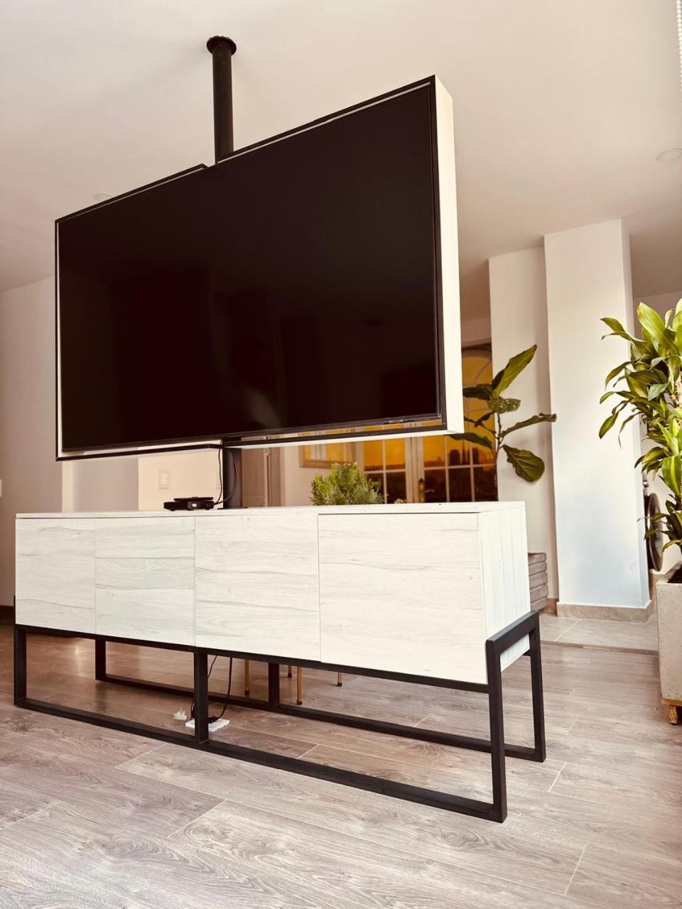 Siute Grande Y Luminosa Con Jacuzzi Zona T Apartamento *