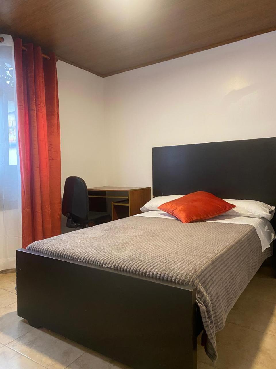 Destino Nómada Calle 11 N 1-38 Pensión