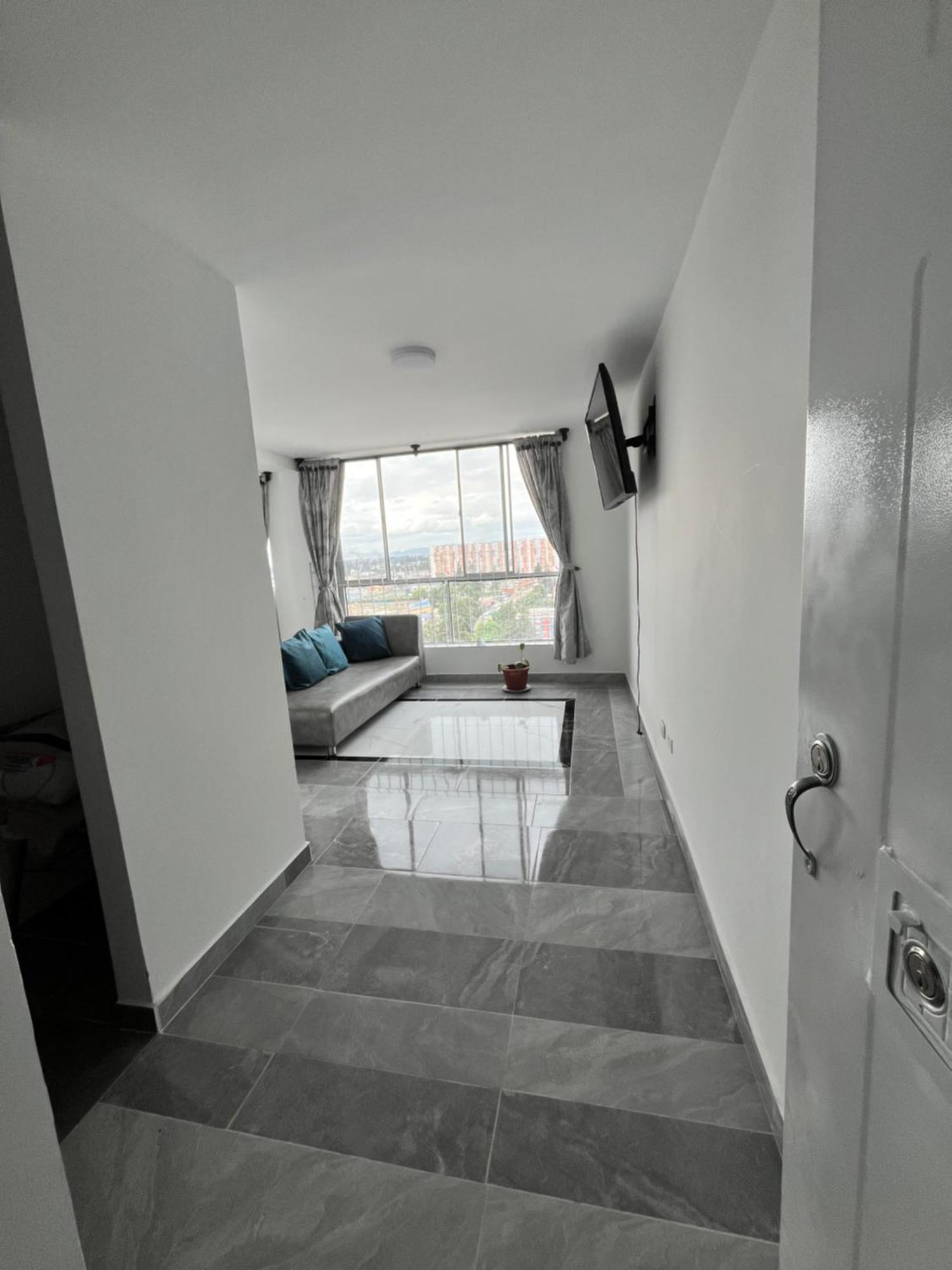 Elegante A 10 Min Del Aeropuerto El Dorado Apartamento *