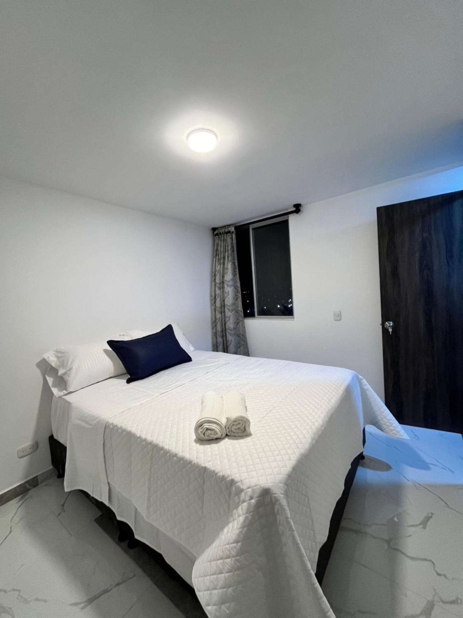 Apartamento Elegante A 10 Min Del Aeropuerto El Dorado Bogotá