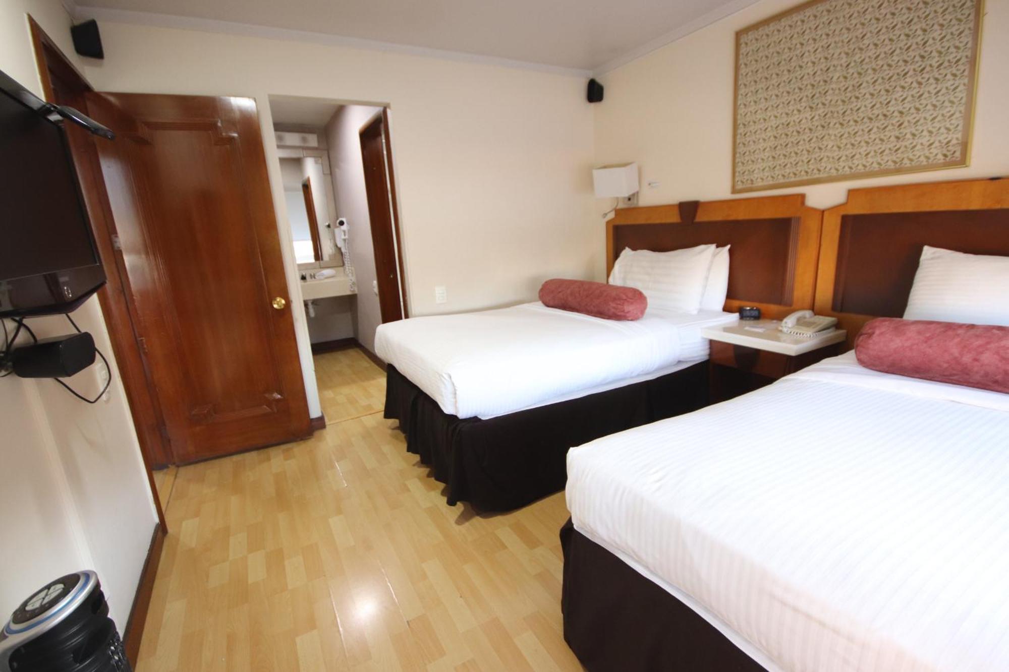 Hotel Lancaster House