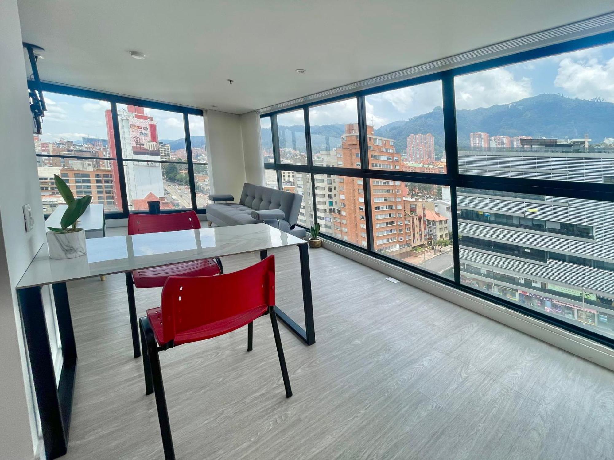 Apartamento Balcon Iluminacion Ventilacion En Chapinero *