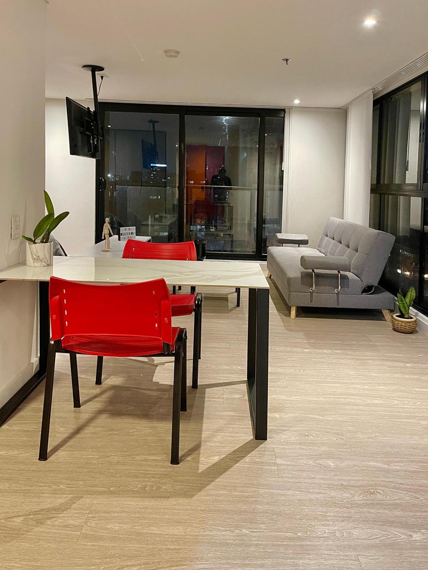 Apartamento Balcon Iluminacion Ventilacion En Chapinero Bogotá