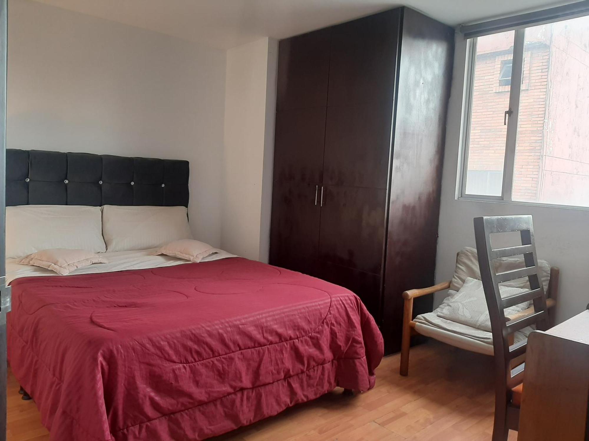 Hotel Cerca Al Aeropuerto , Corferias , Embajada Americana , Teusaquillo 3*
