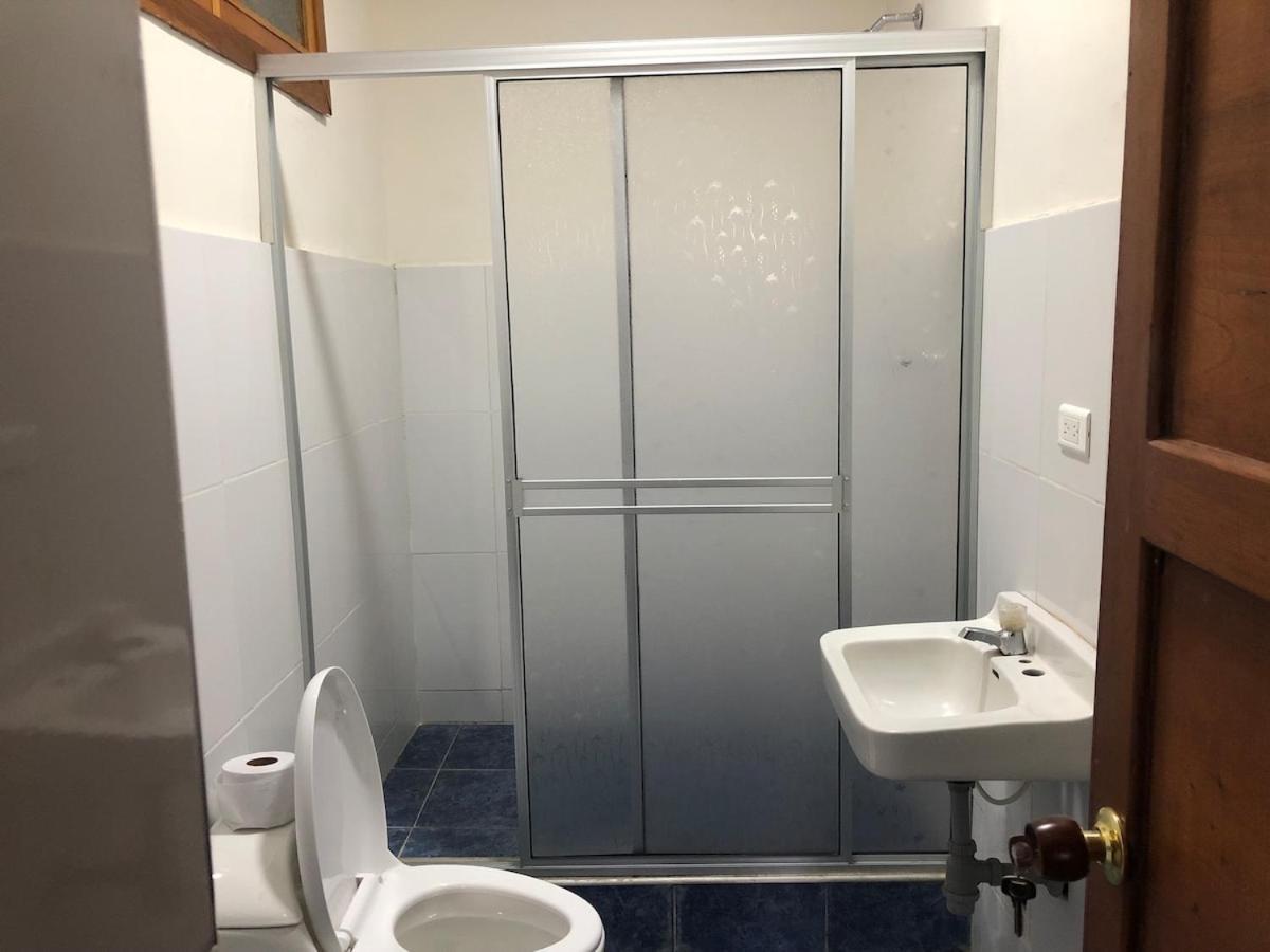 Casa De 3 Hab Con Enorme Terraza Privada En La Candelaria * Bogotá