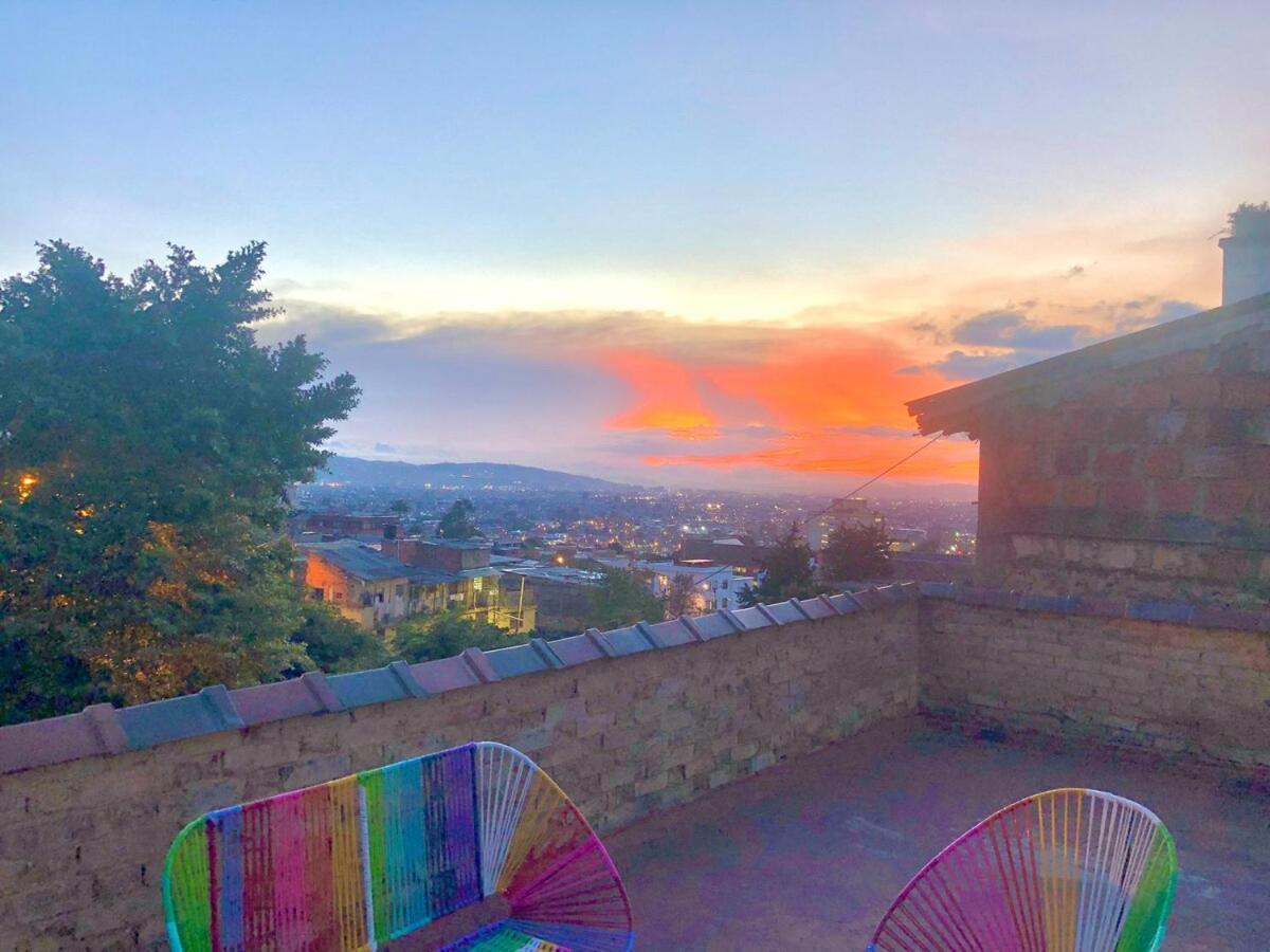 Casa De 3 Hab Con Enorme Terraza Privada En La Candelaria * Bogotá