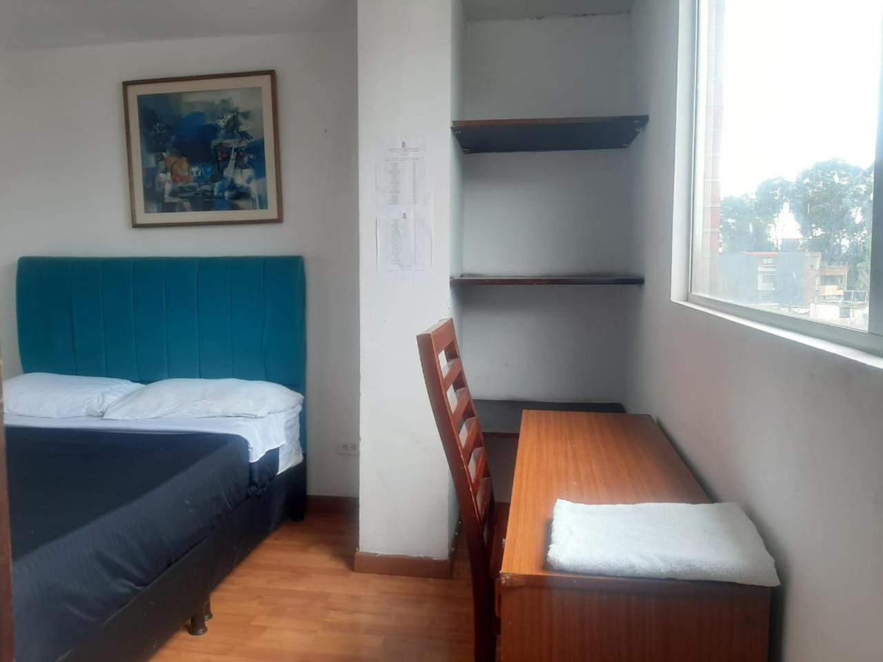 Cerca Al Aeropuerto , Corferias , Embajada Americana , Teusaquillo 3* Bogotá