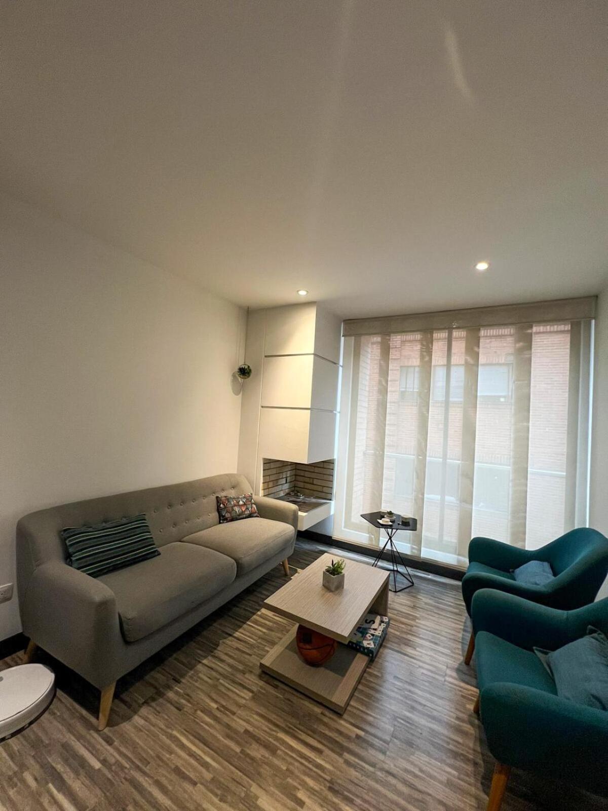 Comfortable Near Unicentro *
