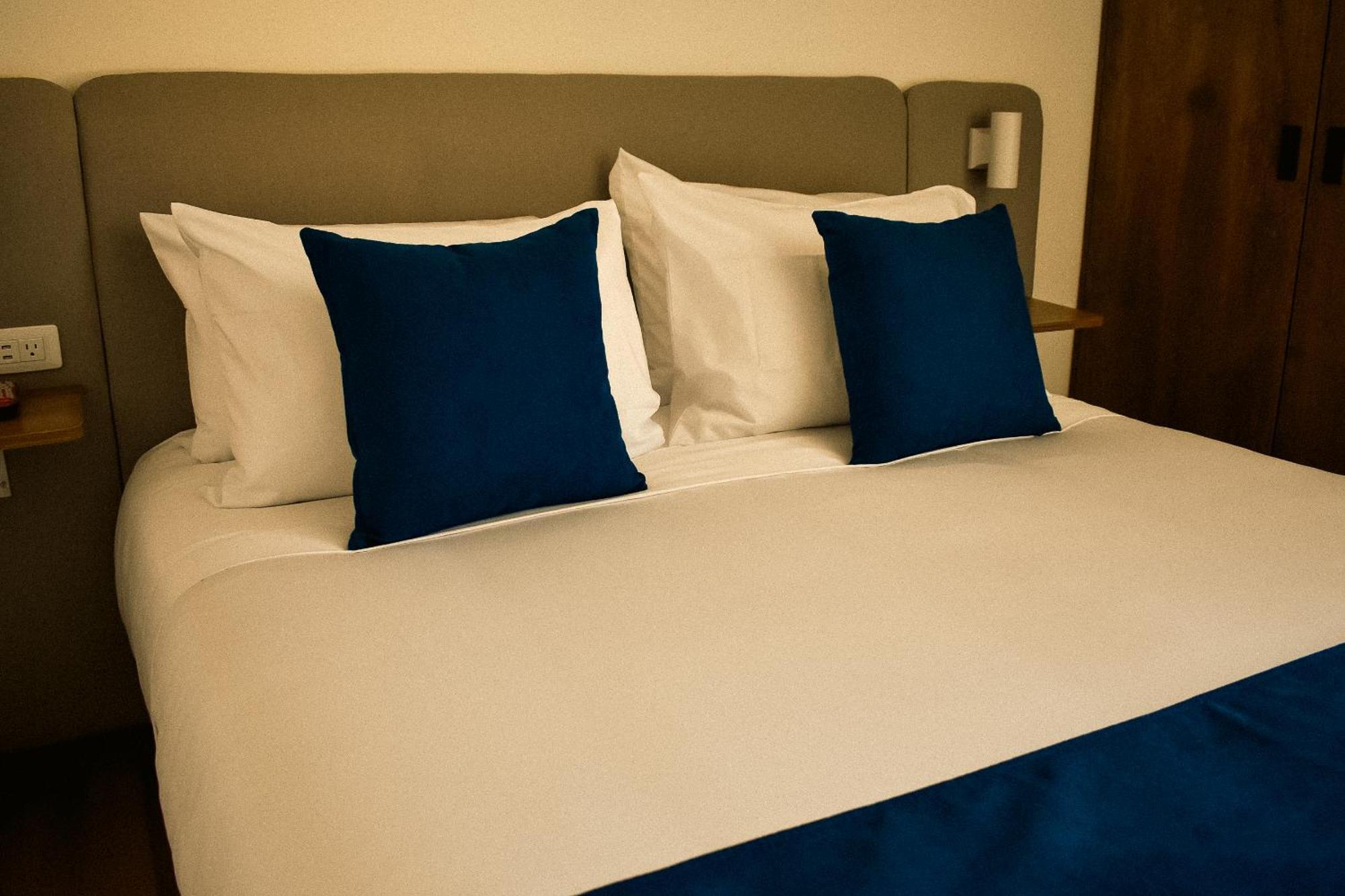 Vou Hotel 4*