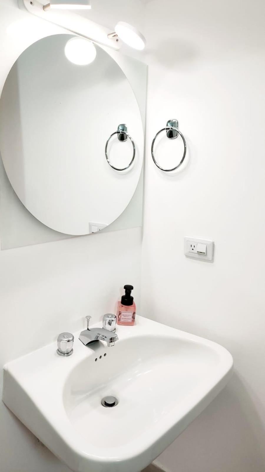 Habitación Sencilla Con Baño Privado Unicentro * Bogotá