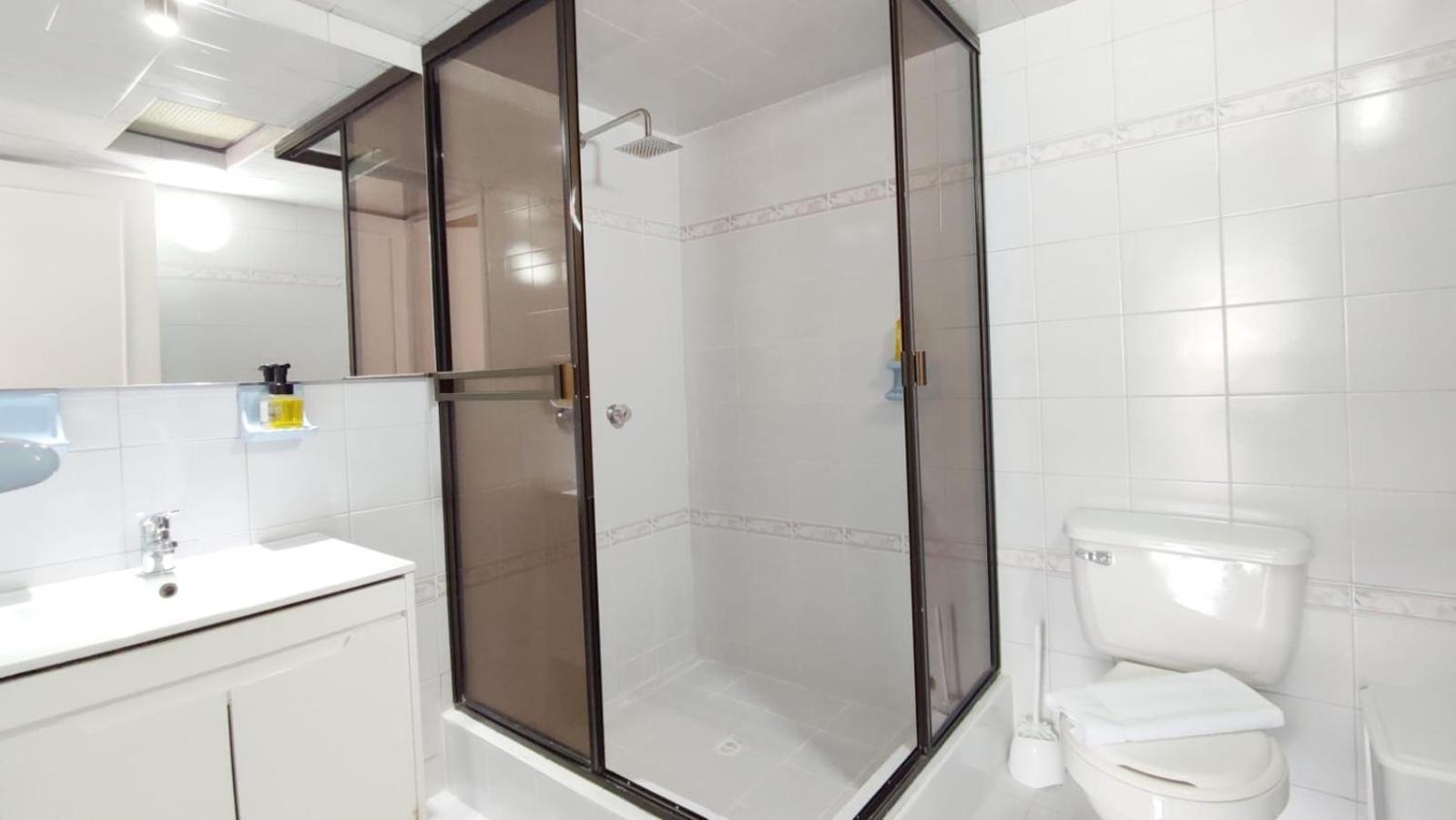 7 Acogedora Bano Y Balcon Privado Habitación en casa particular *