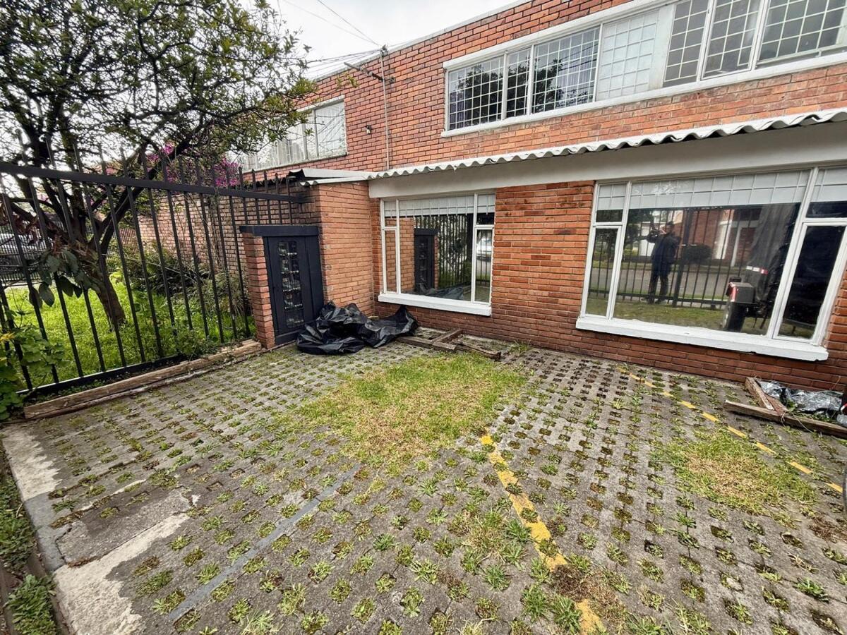 Luxury Urban Escape - Loft With Modern Amenities Apartamento Bogotá