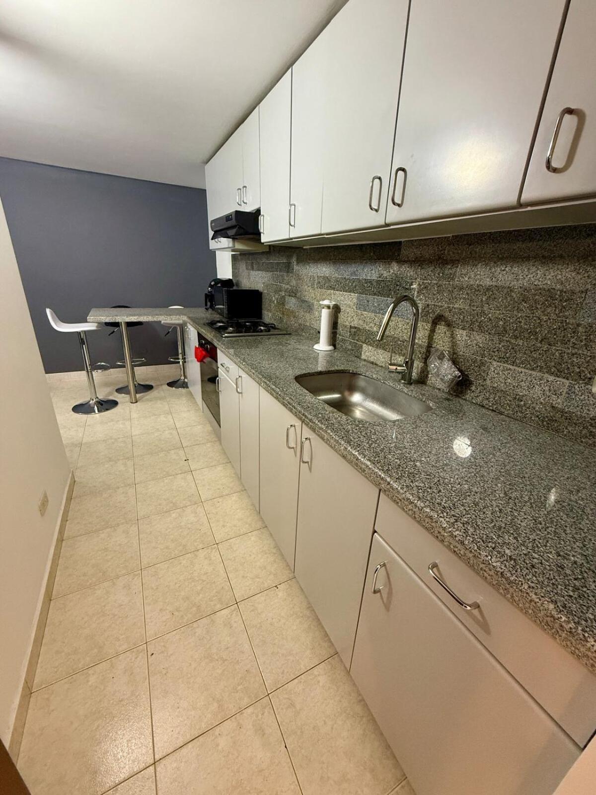Luxury Urban Escape - Loft With Modern Amenities