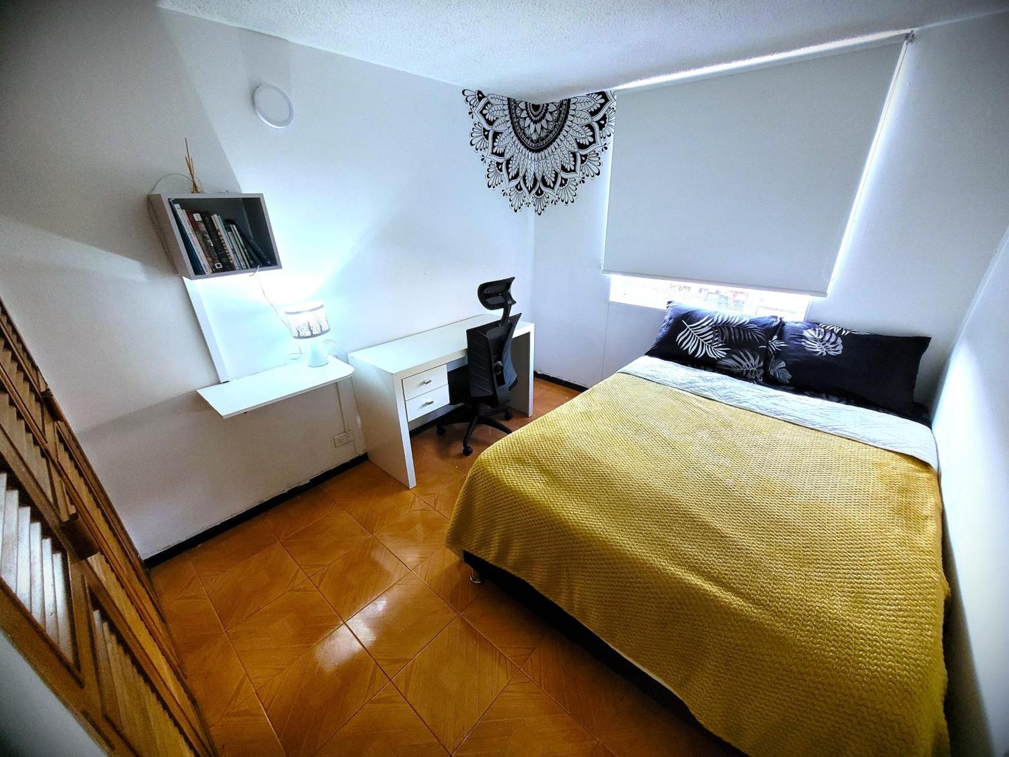 Cozy Private Room, Area In Bogota's Northern Habitación en casa particular Bogotá