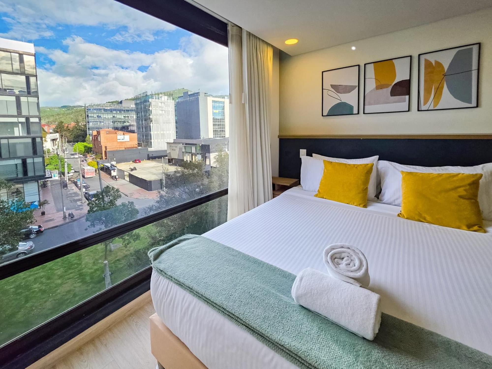 The Hood 102, Modern And Luxury * Bogotá