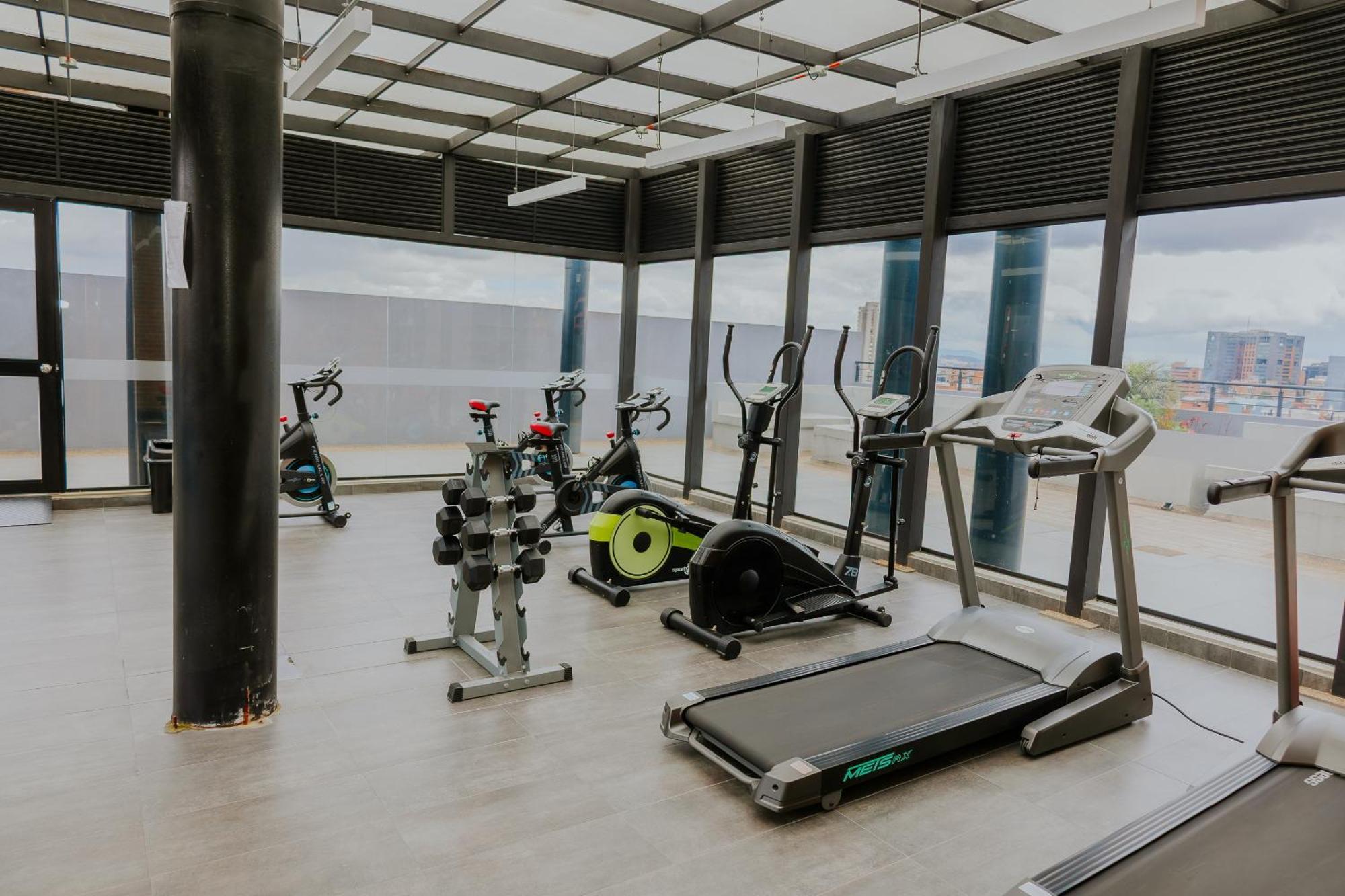 Moderno Estudio Con Gimnasio, Terraza Y Coworking En Apartamento Bogotá